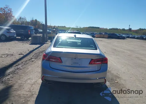 2019 Acura Tlx Standard z USA, uszkodzony, nr VIN 19UUB2F39KA004815